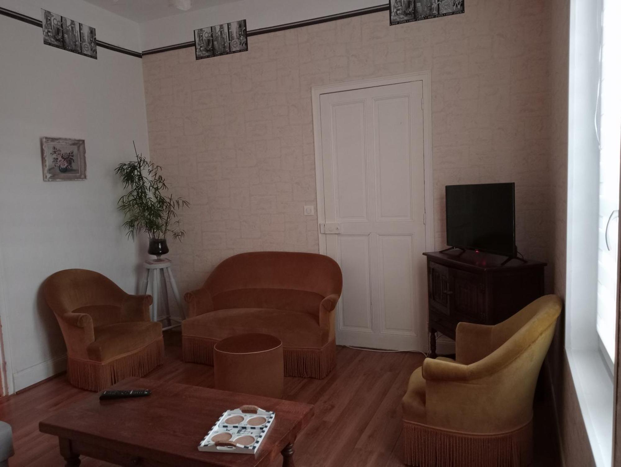 F2 1Er Etage Apartment Vigneulles-les-Hattonchatel Bagian luar foto